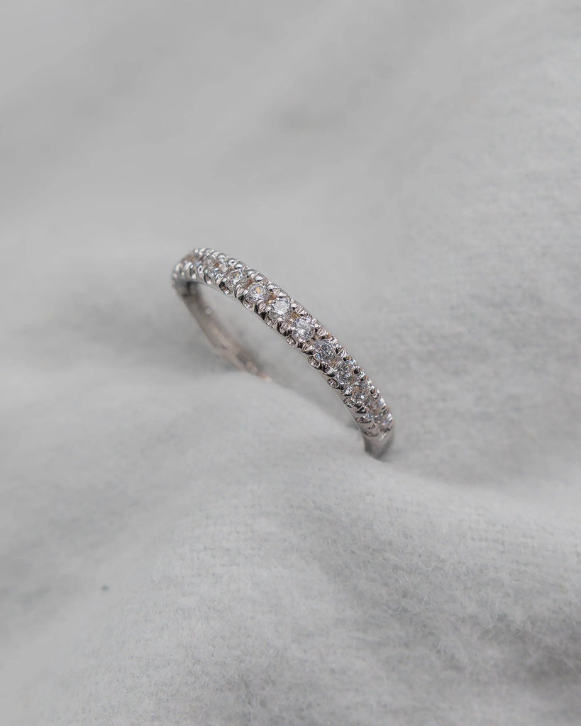 2mm Premium Micro Claw 50% - Lab - grown Diamond | Platinum - Lester & Brown