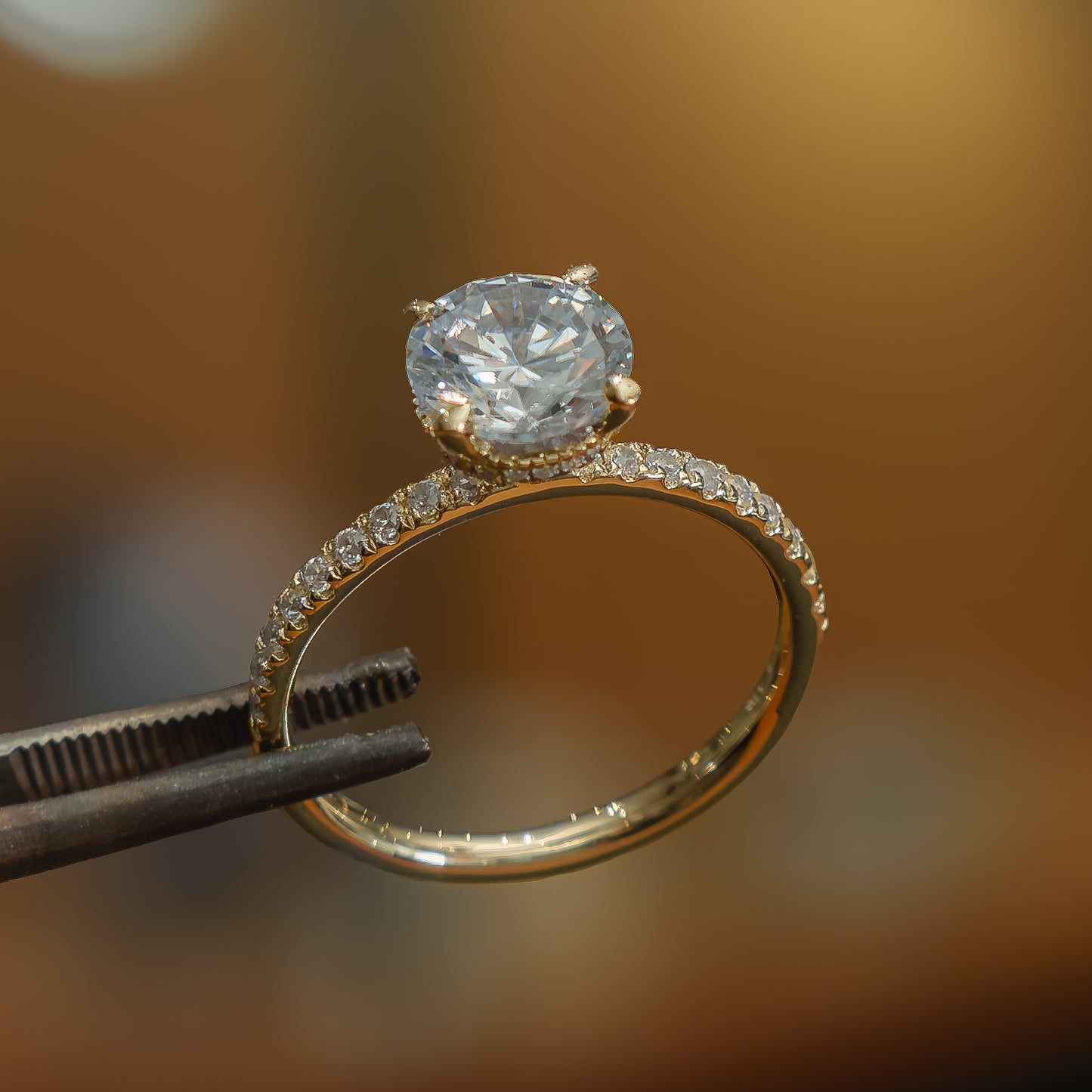 Round 18K Yellow Gold Lab Grown Diamond Set Shoulders (Hidden Halo)