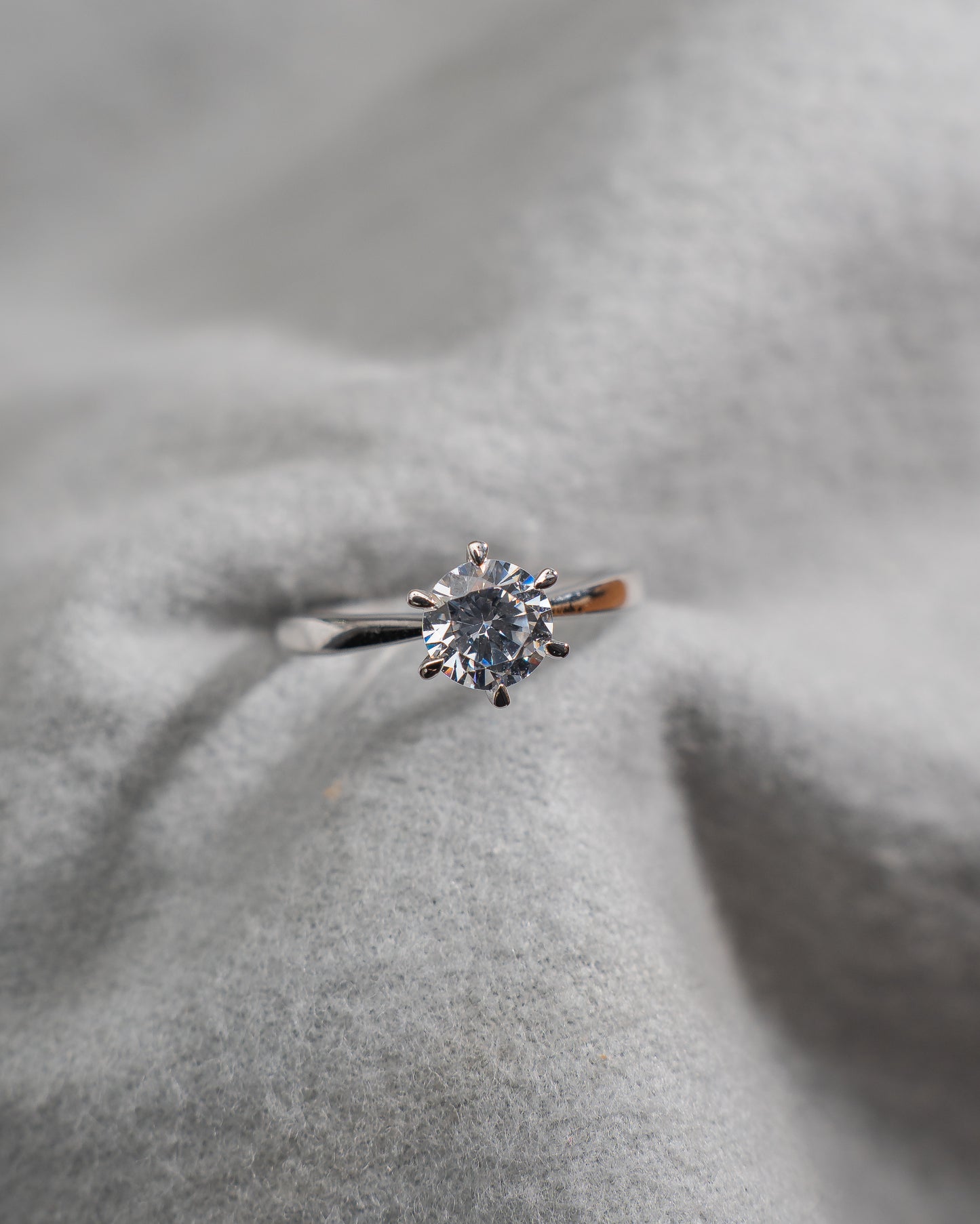 Round White Gold Lab Grown Diamond Solitaire