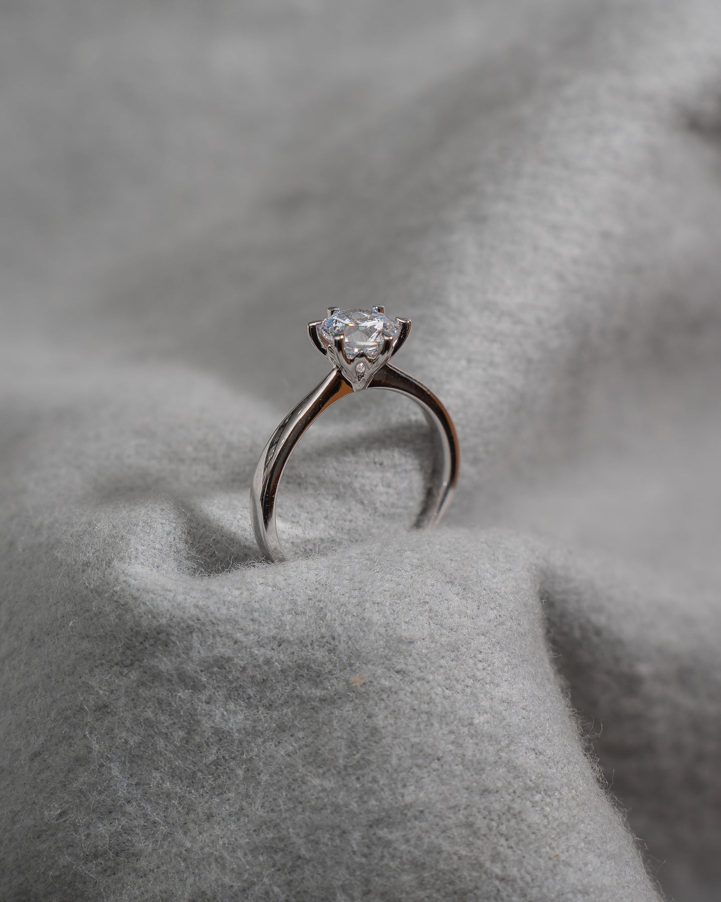 Round White Gold Lab Grown Diamond Solitaire