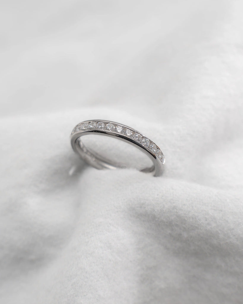 2mm Premium Round Channel Set 50% - Lab-grown Diamond | Platinum Lester & Brown