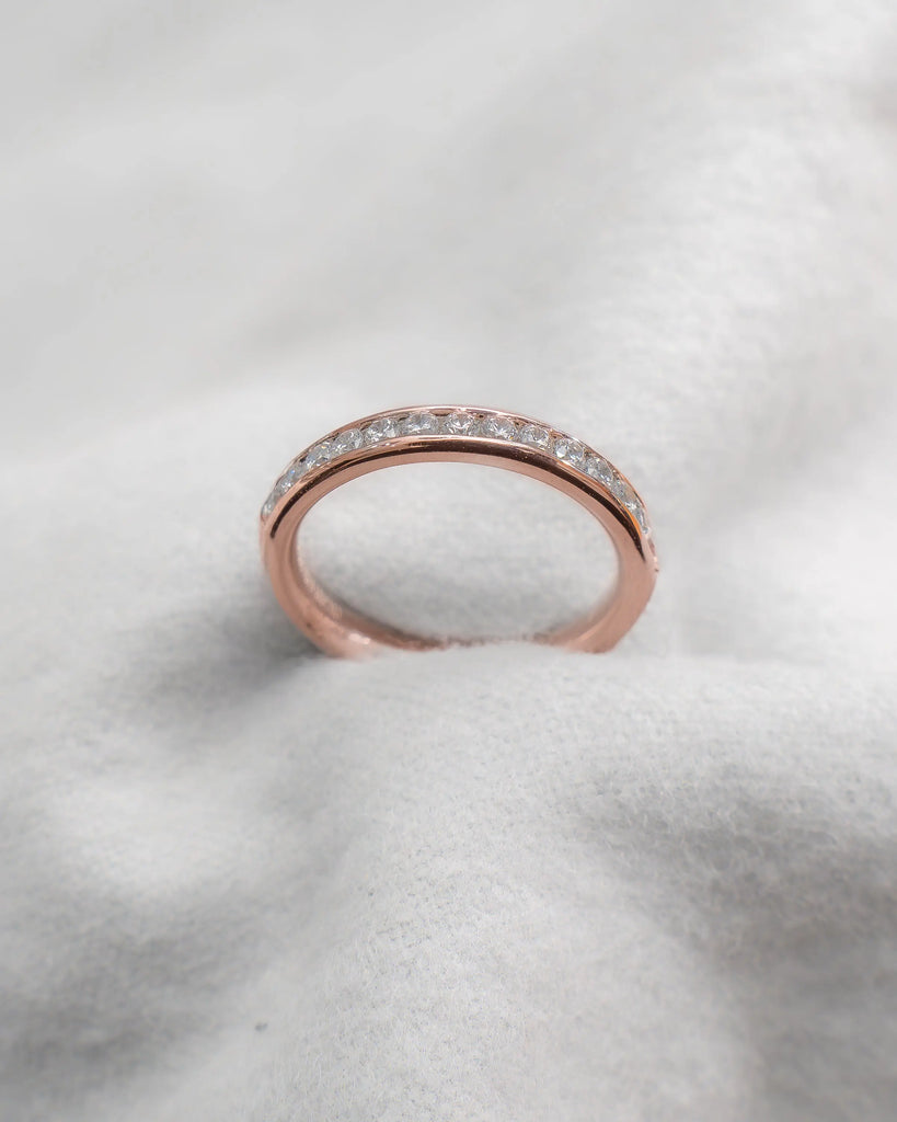 2mm Premium Round Channel Set 50% - Lab-grown Diamond | 18K Rose Gold Lester & Brown