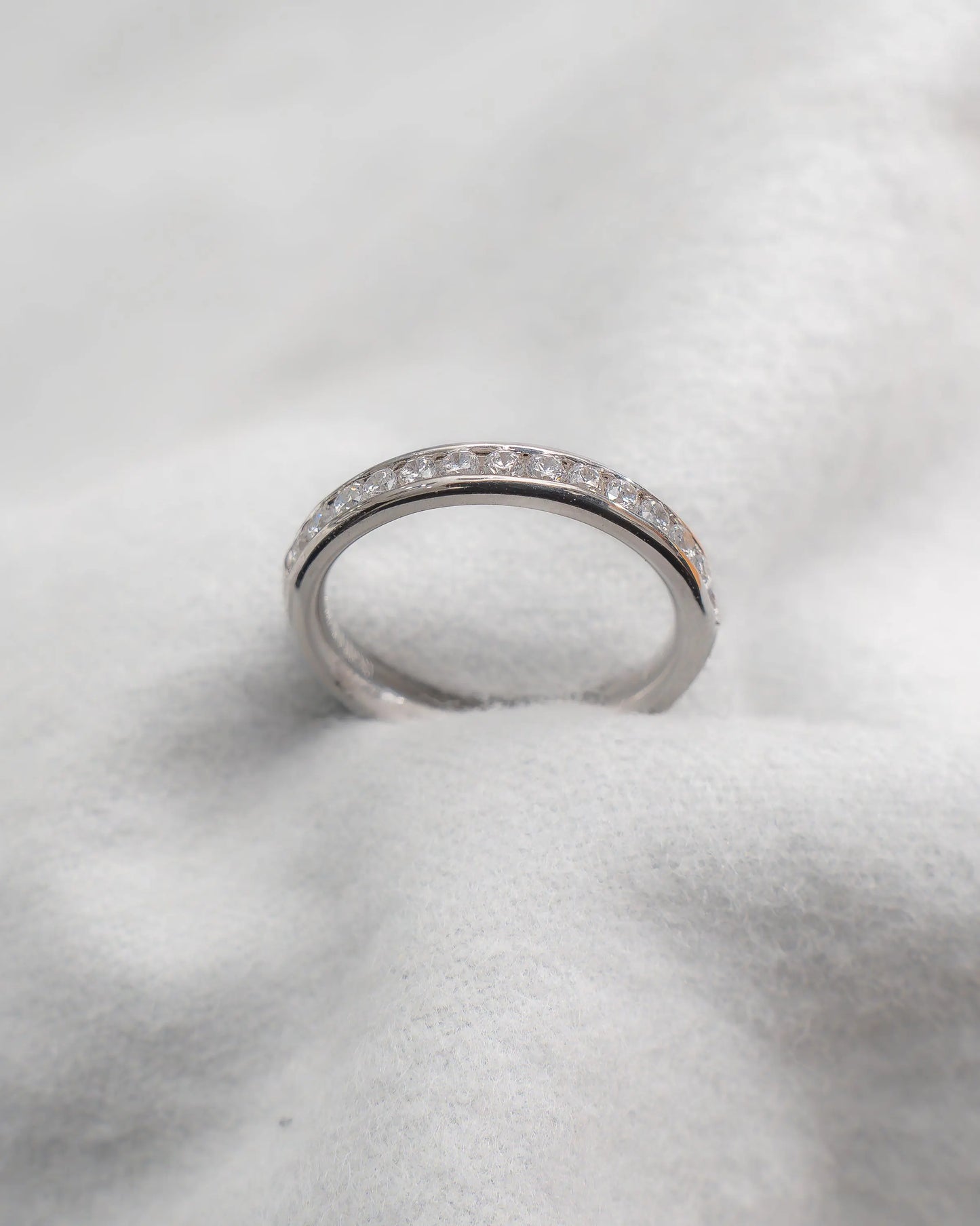 2mm Premium Round Channel Set 50% - Lab-grown Diamond | Platinum Lester & Brown