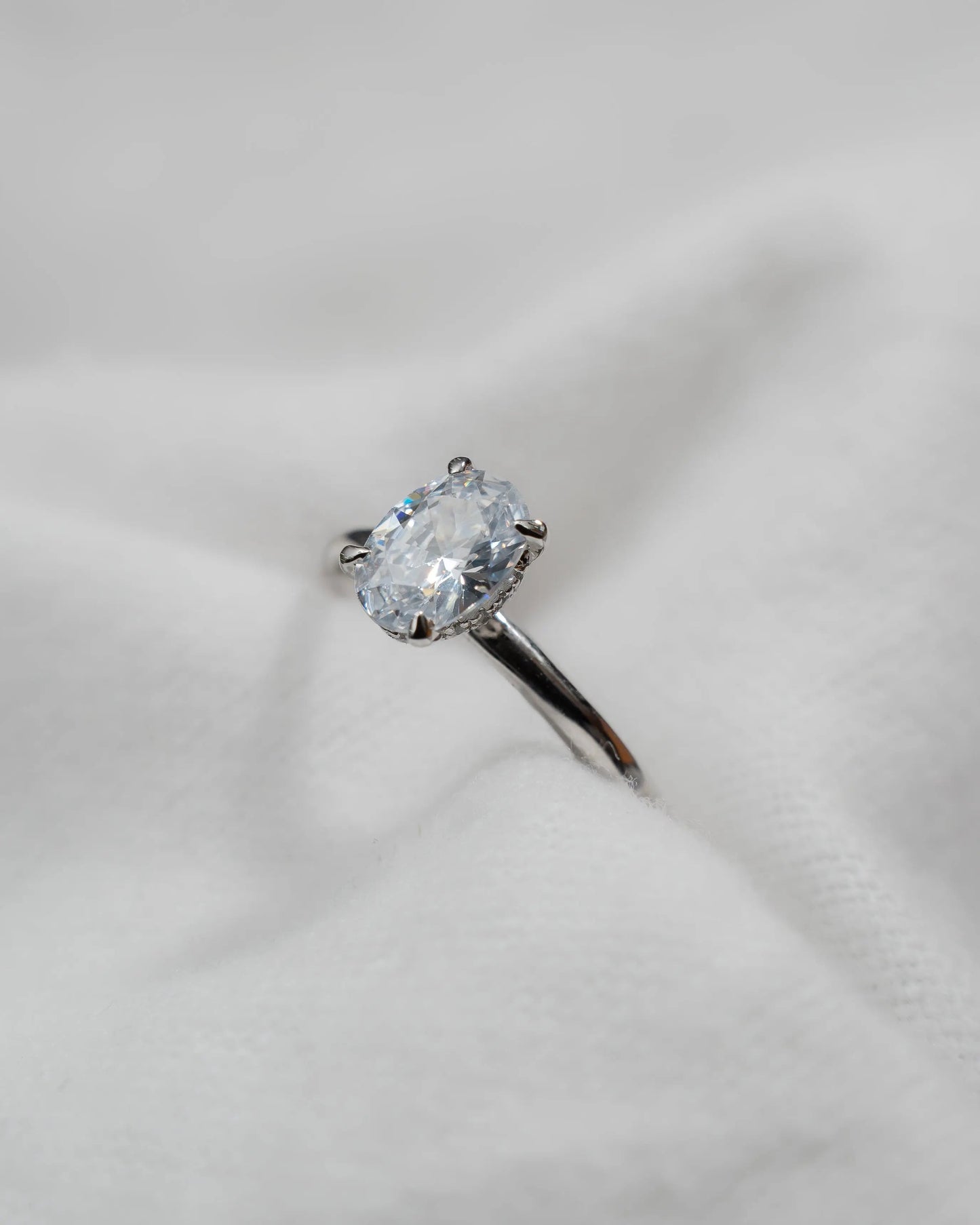 Oval Platinum Lab Grown Diamond Solitaire (Hidden Halo) - Lester & Brown