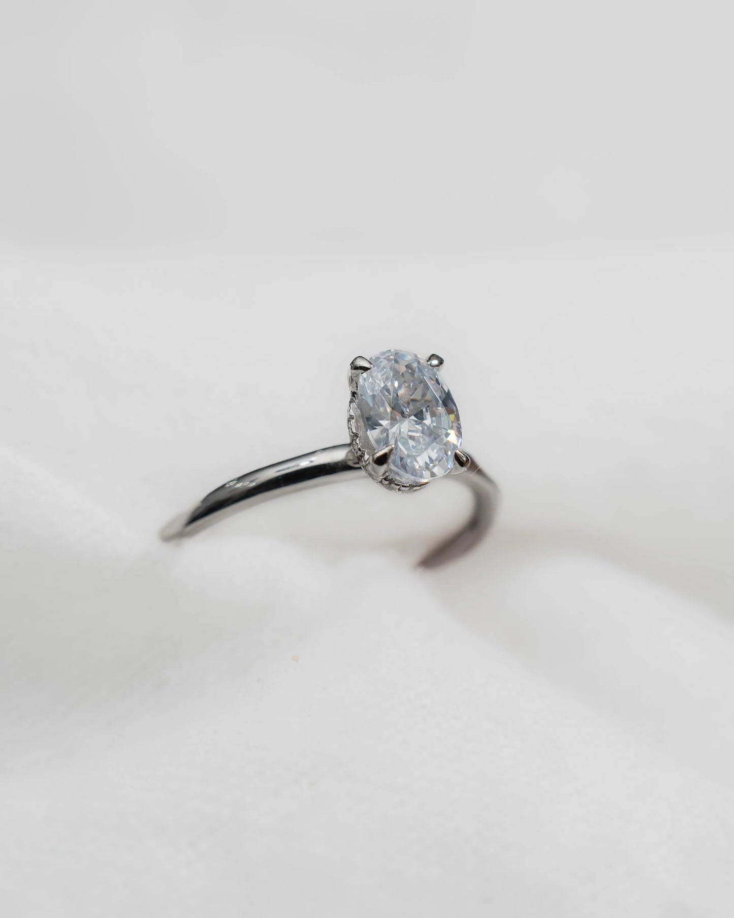 Oval Platinum Lab Grown Diamond Solitaire (Hidden Halo) - Lester & Brown