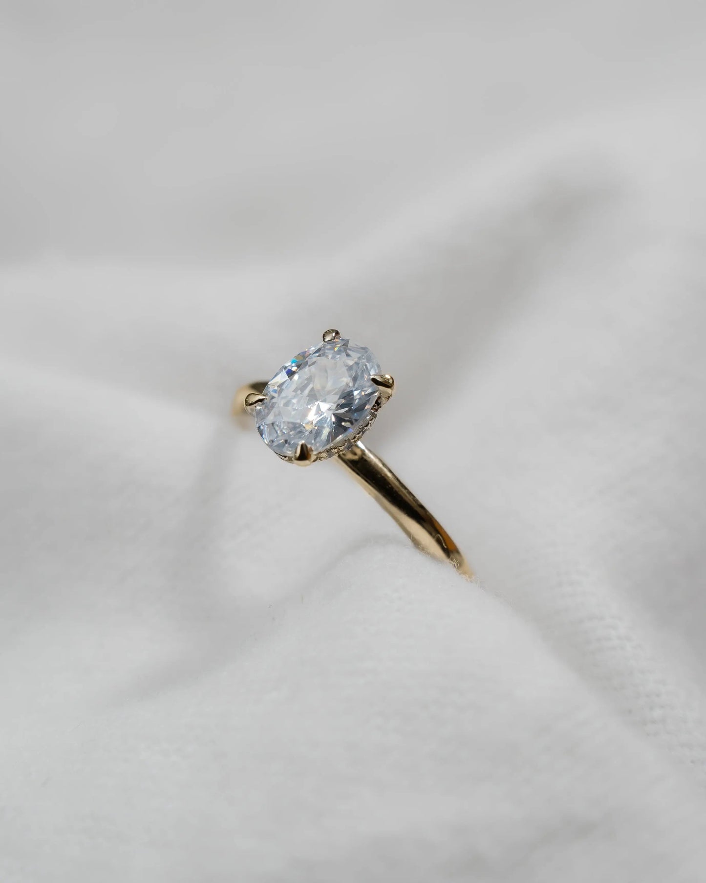 Oval Yellow Gold Lab Grown Diamond (Hidden Halo) - Lester & Brown