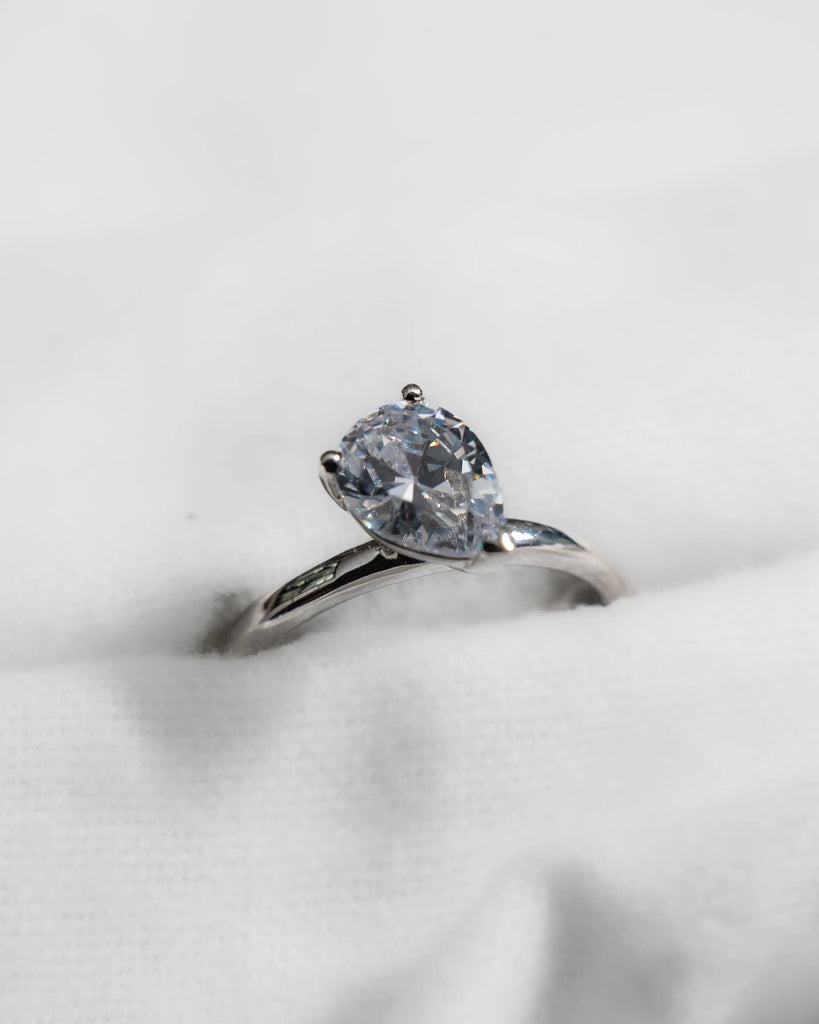 Pear Platinum Lab Grown Diamond Solitaire - Lester & Brown