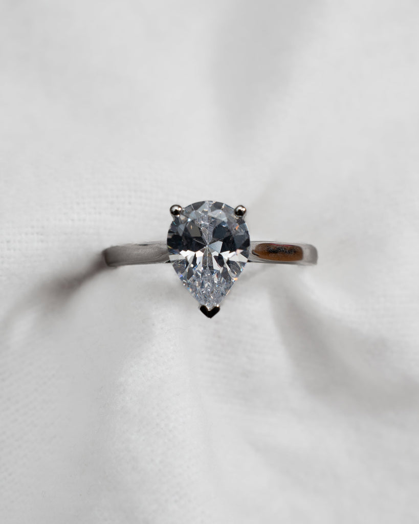 Pear Platinum Lab Grown Diamond Solitaire - Lester & Brown
