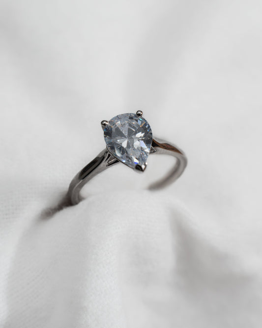 Pear Platinum Lab Grown Diamond Solitaire - Lester & Brown