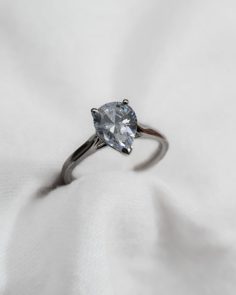Pear Platinum Lab Grown Diamond Solitaire - Lester & Brown