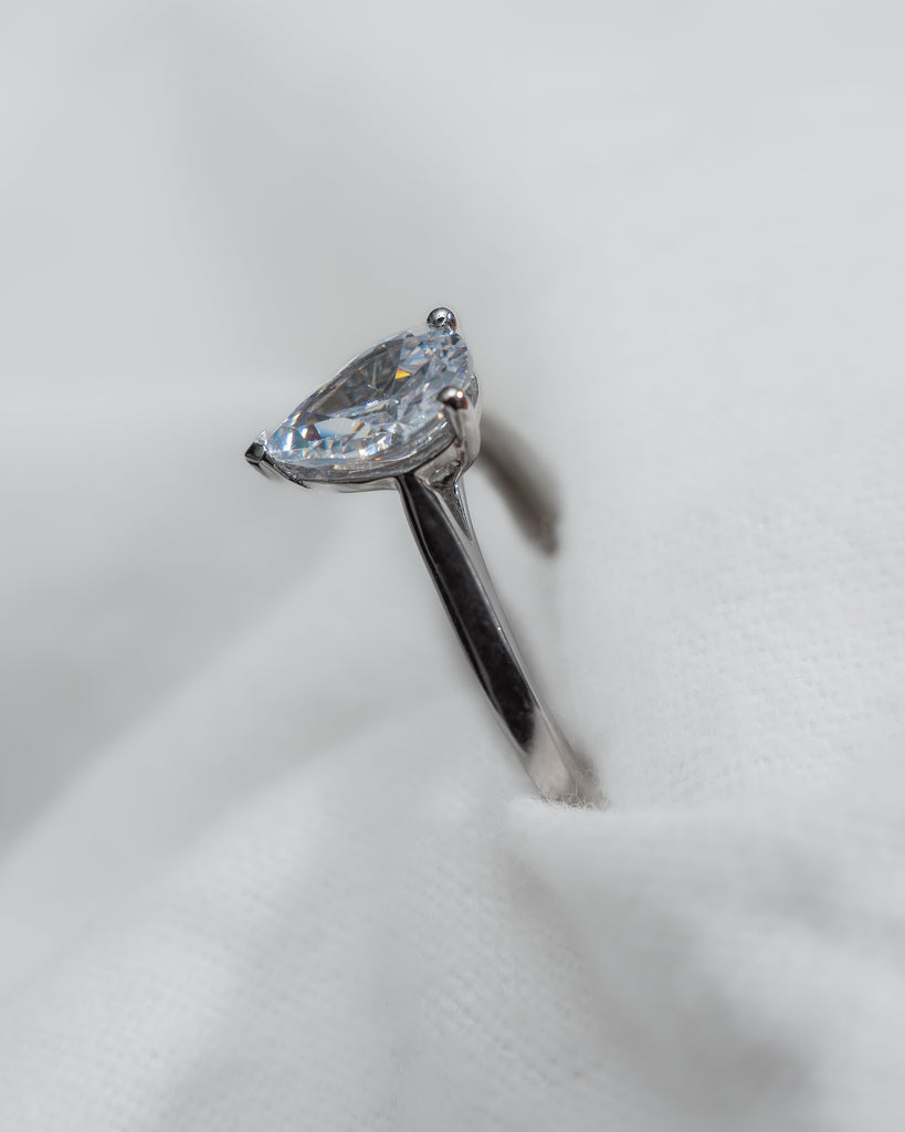 Pear Platinum Lab Grown Diamond Solitaire - Lester & Brown