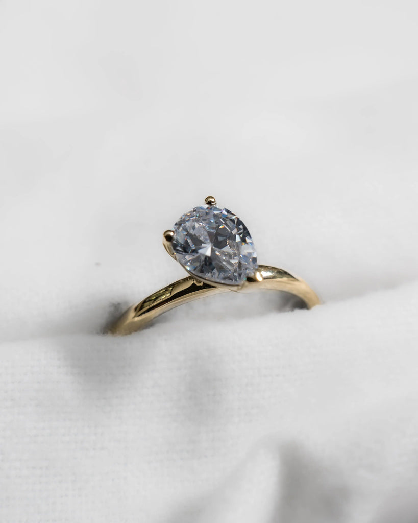 Pear Yellow Gold Lab Grown Diamond Solitaire - Lester & Brown