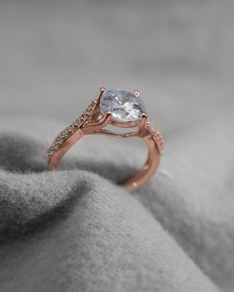 Round 18K Rose Gold Lab Grown Diamond Set Shoulders - Lester & Brown