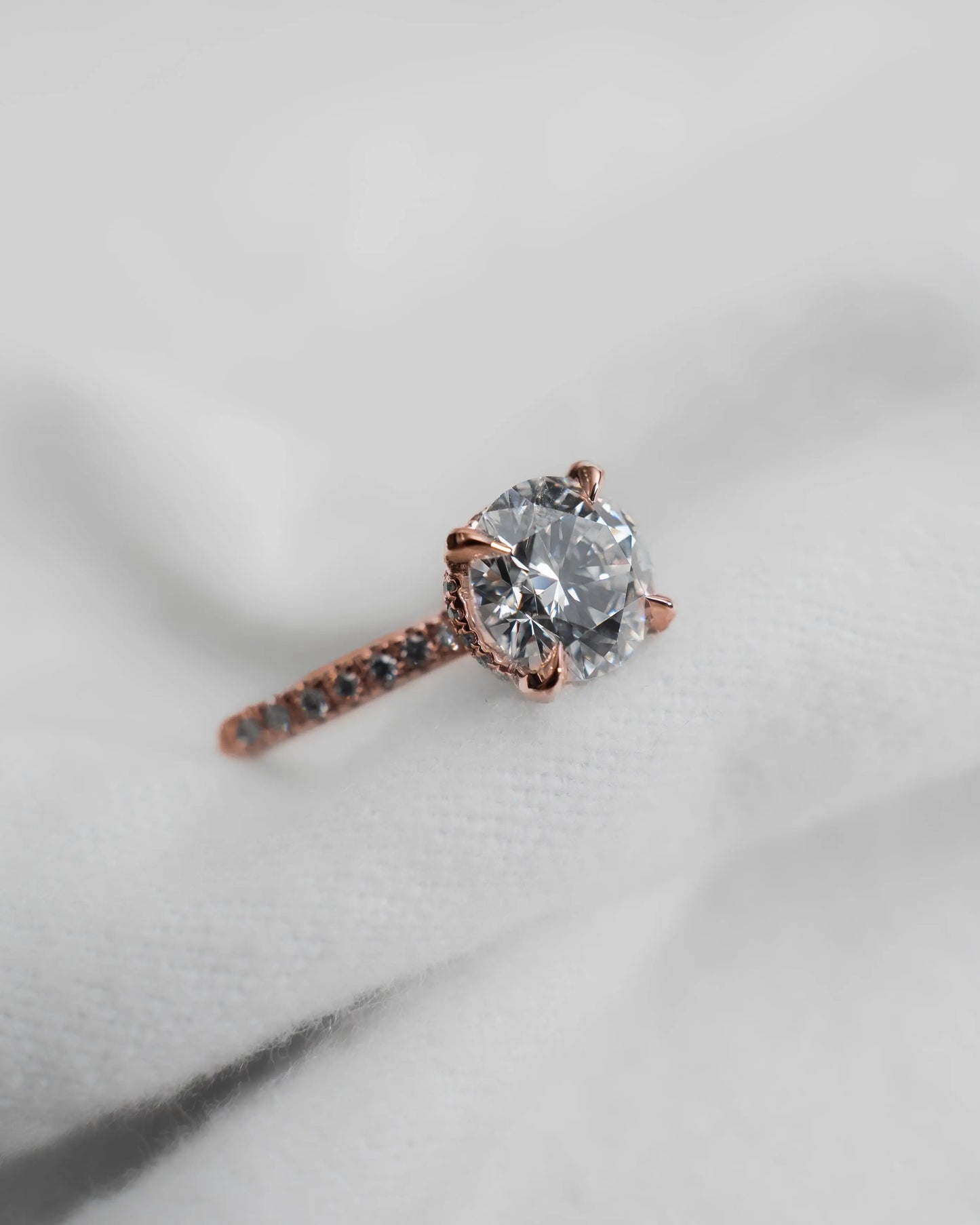 Round 18K Rose Gold Lab Grown Diamond Set Shoulders (Hidden Halo) - Lester & Brown