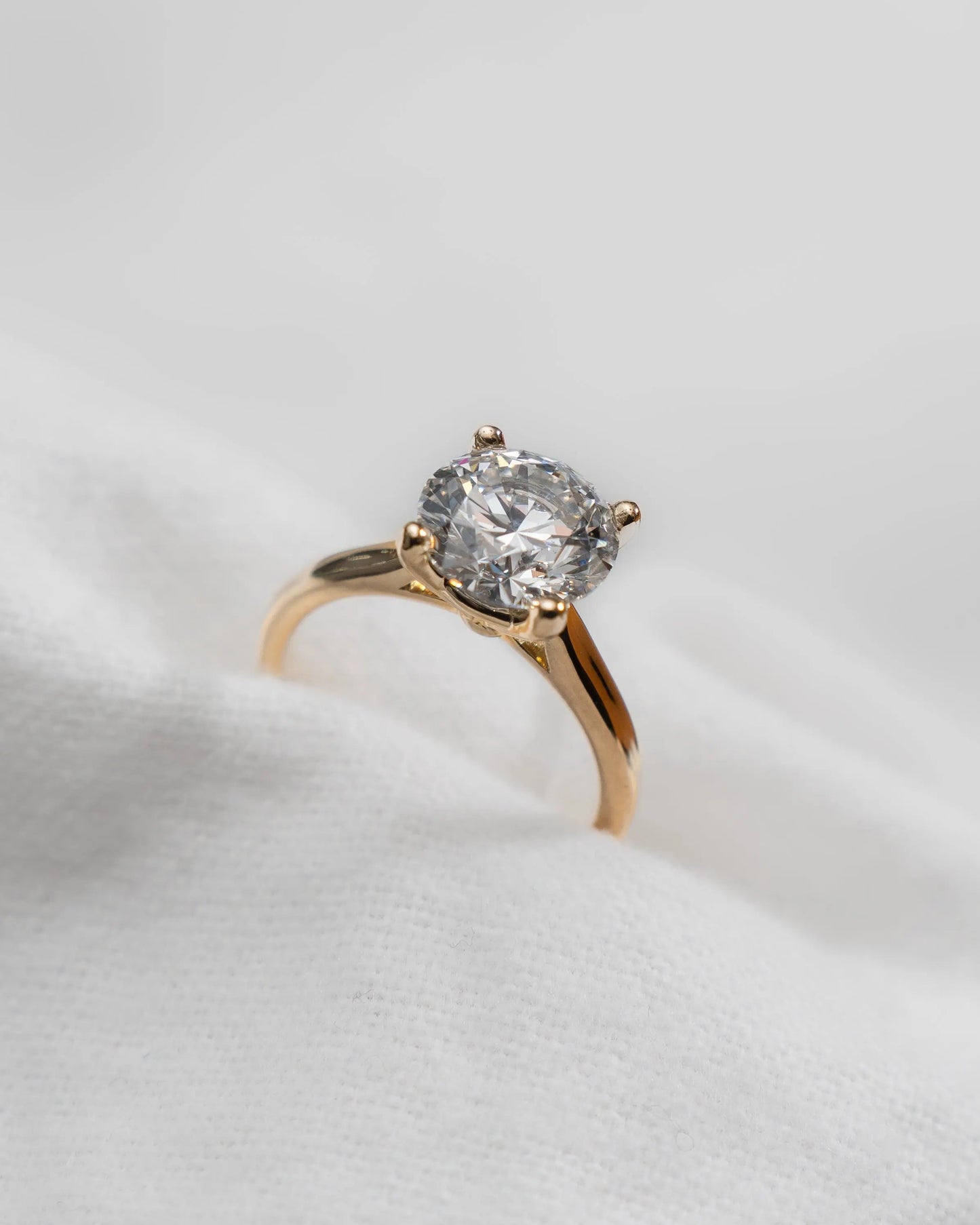 Round Yellow Gold Lab Grown Diamond Solitaire - Lester & Brown