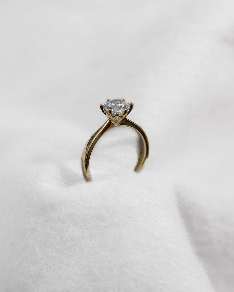 Round Yellow Gold Lab Grown Diamond Solitaire - Lester & Brown