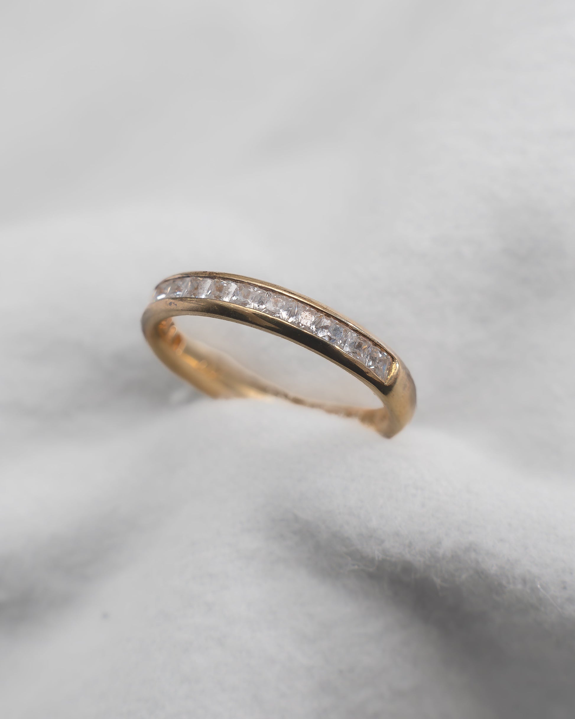 2.30mm Princess Channel Set 50% - Lab - grown Diamond | 18k Yellow Gold - Lester & Brown