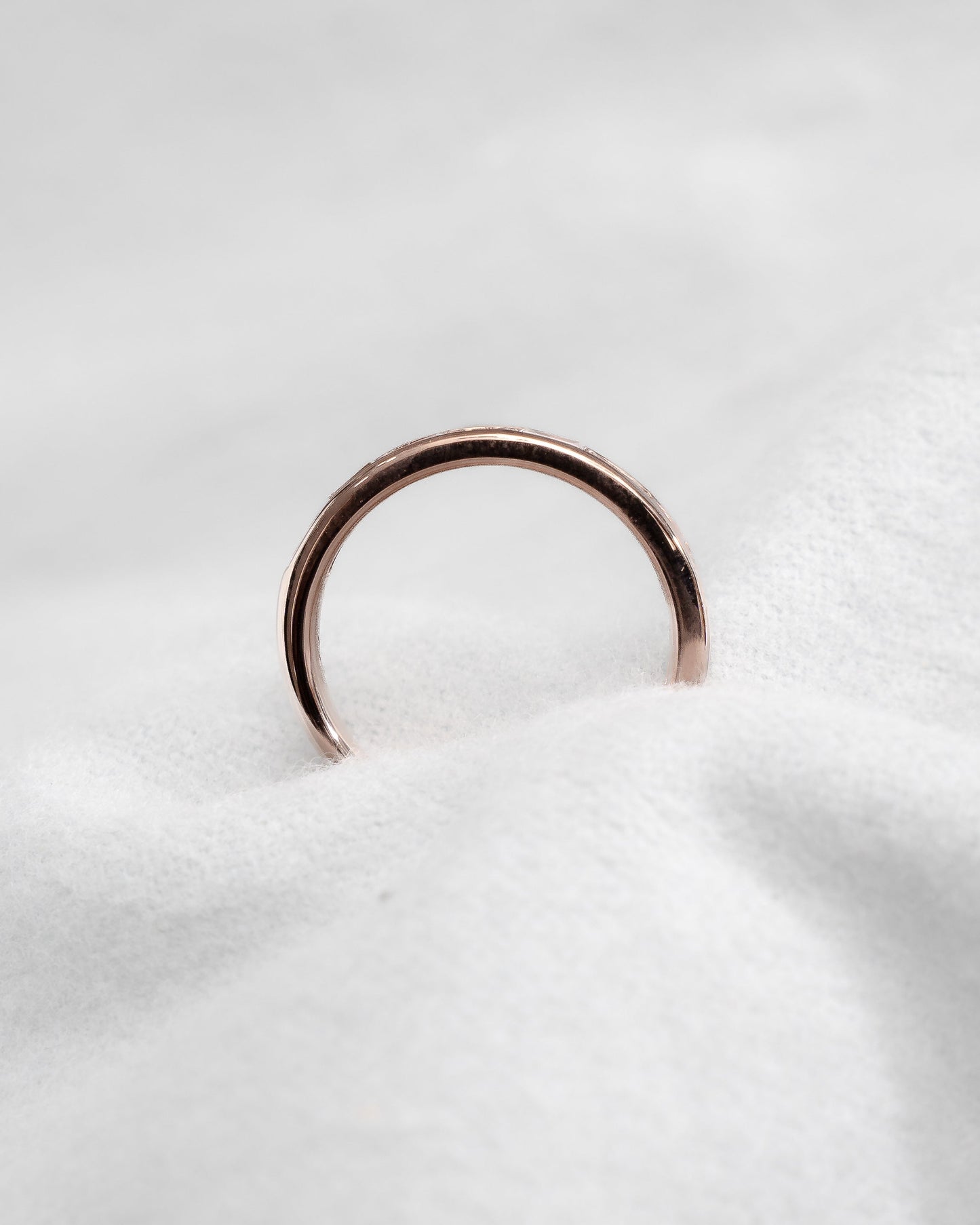 2.50mm Landscape Baguette Channel Set 50% - Lab - grown Diamond | 18K Rose Gold - Lester & Brown