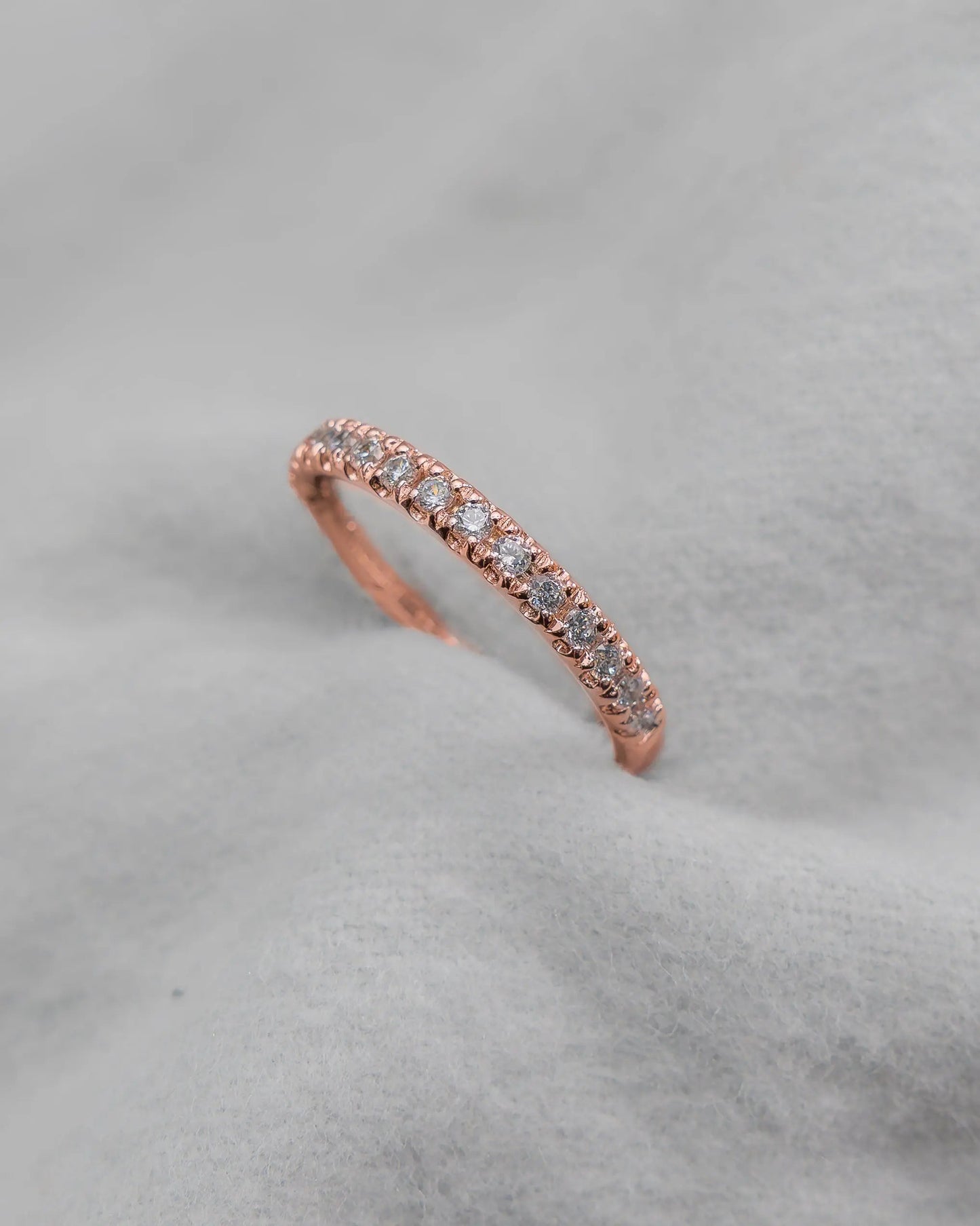 2mm Premium Micro Claw 50% - Lab - grown Diamond | 18k Rose Gold - Lester & Brown