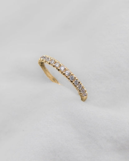 2mm Premium Micro Claw 50% - Lab - grown Diamond | 18k Yellow Gold - Lester & Brown