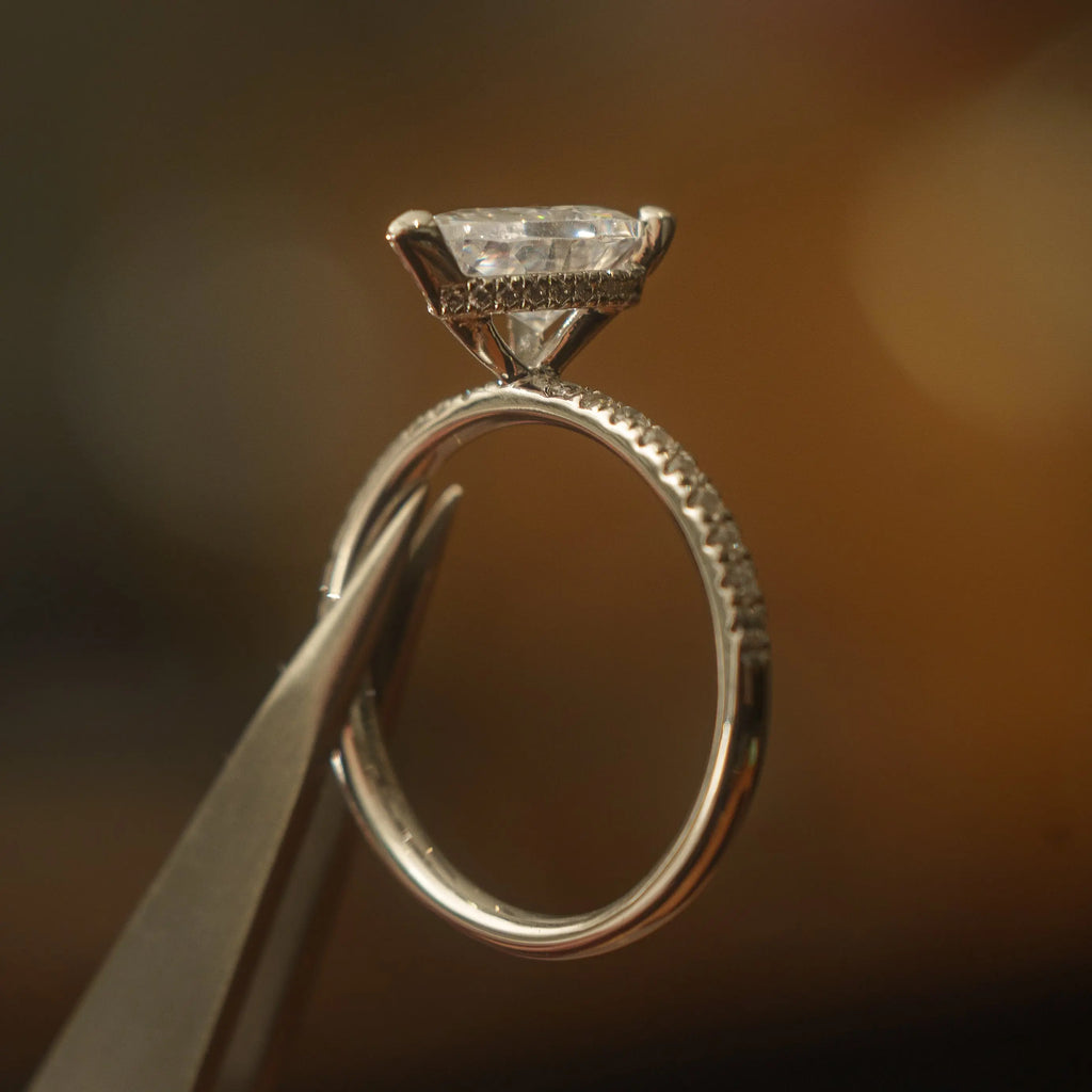 Pear 18K White Gold Lab Grown Diamond Set shoulders (Hidden Halo) My Store