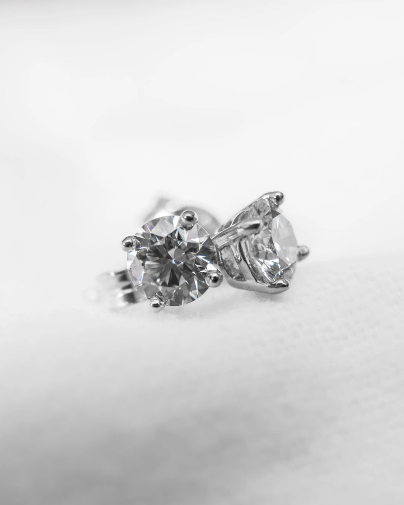 Round Lab Grown Diamond Stud Earrings | Platinum Lester & Brown