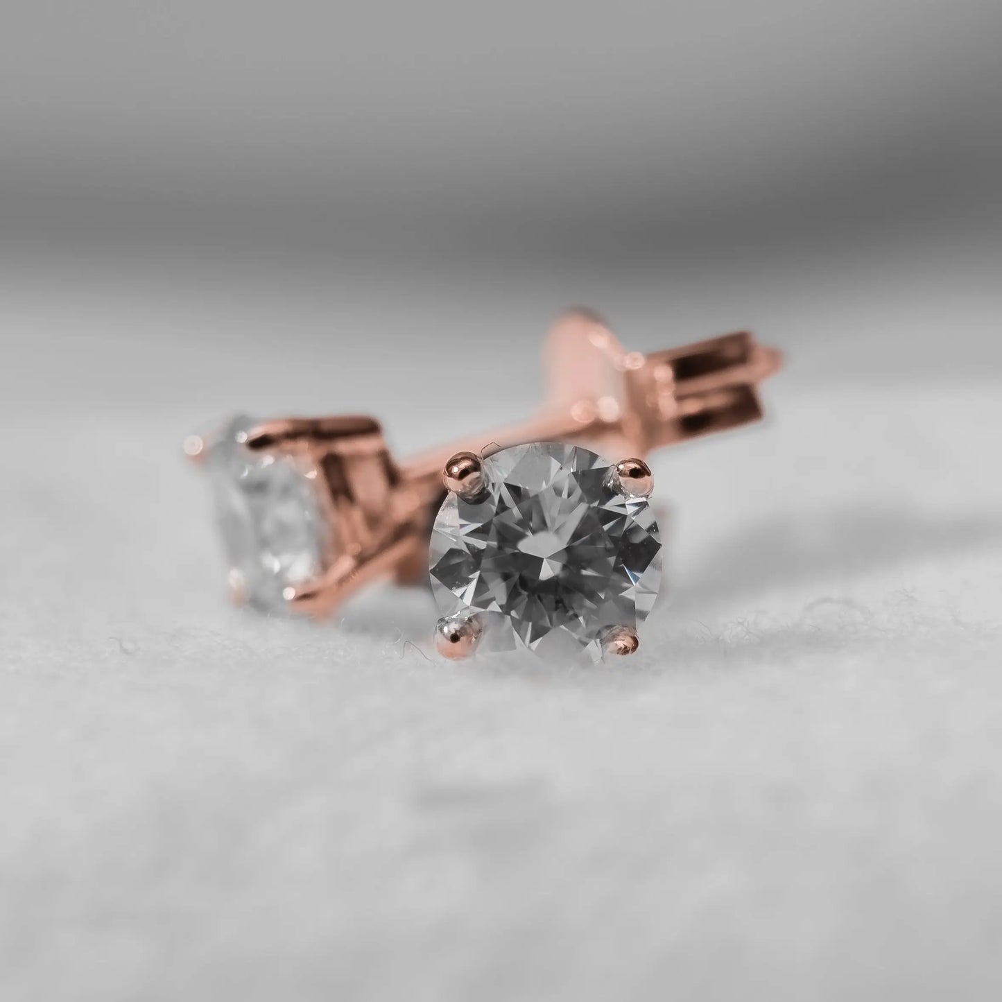 Round Lab Grown Diamond Stud Earrings | Platinum Lester & Brown