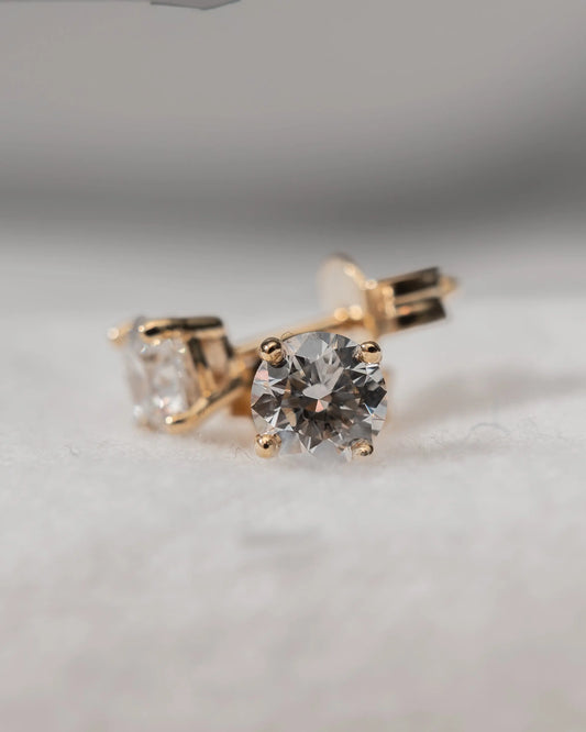Round Lab Grown Diamond Stud Earrings | 18K Yellow Gold Lester & Brown