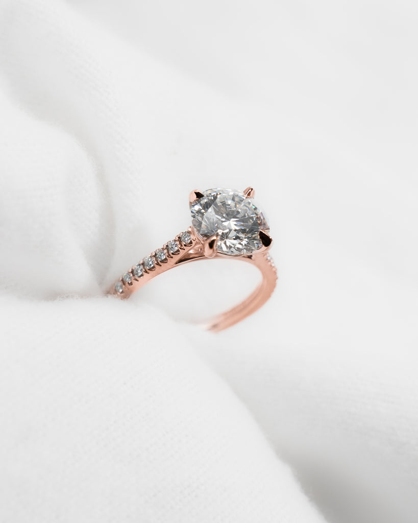 Round Rose Gold Lab Grown Diamond Set Shoulders