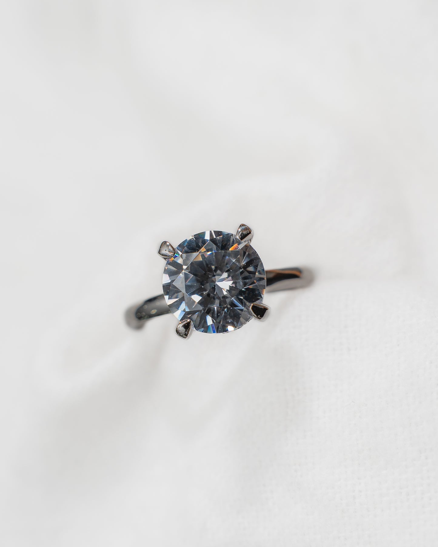 Round Platinum Lab Grown Solitaire (Hidden Halo)