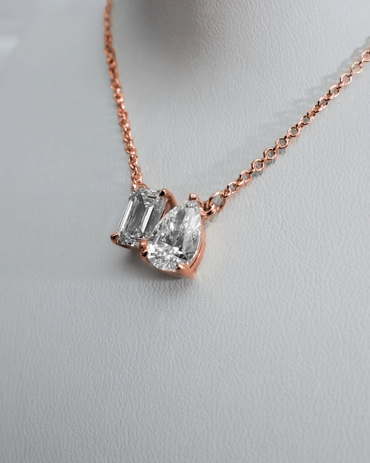 Toi Et Moi | Emerald & Pear Lab-Grown Diamond Pendant - 18k Rose Gold Lester & Brown