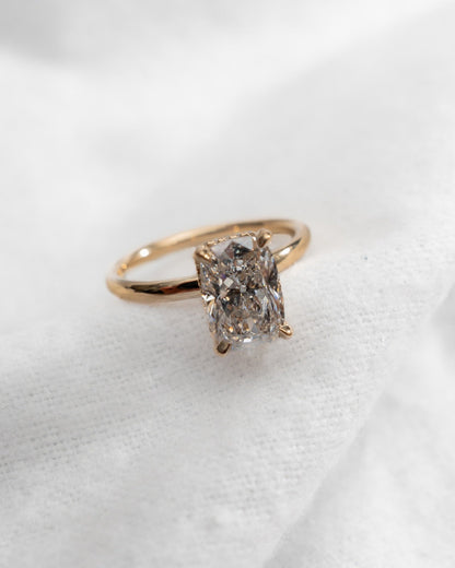 Elongated Cushion Lab Grown Diamond (Hidden Halo) | 18K Yellow Gold - Lester & Brown