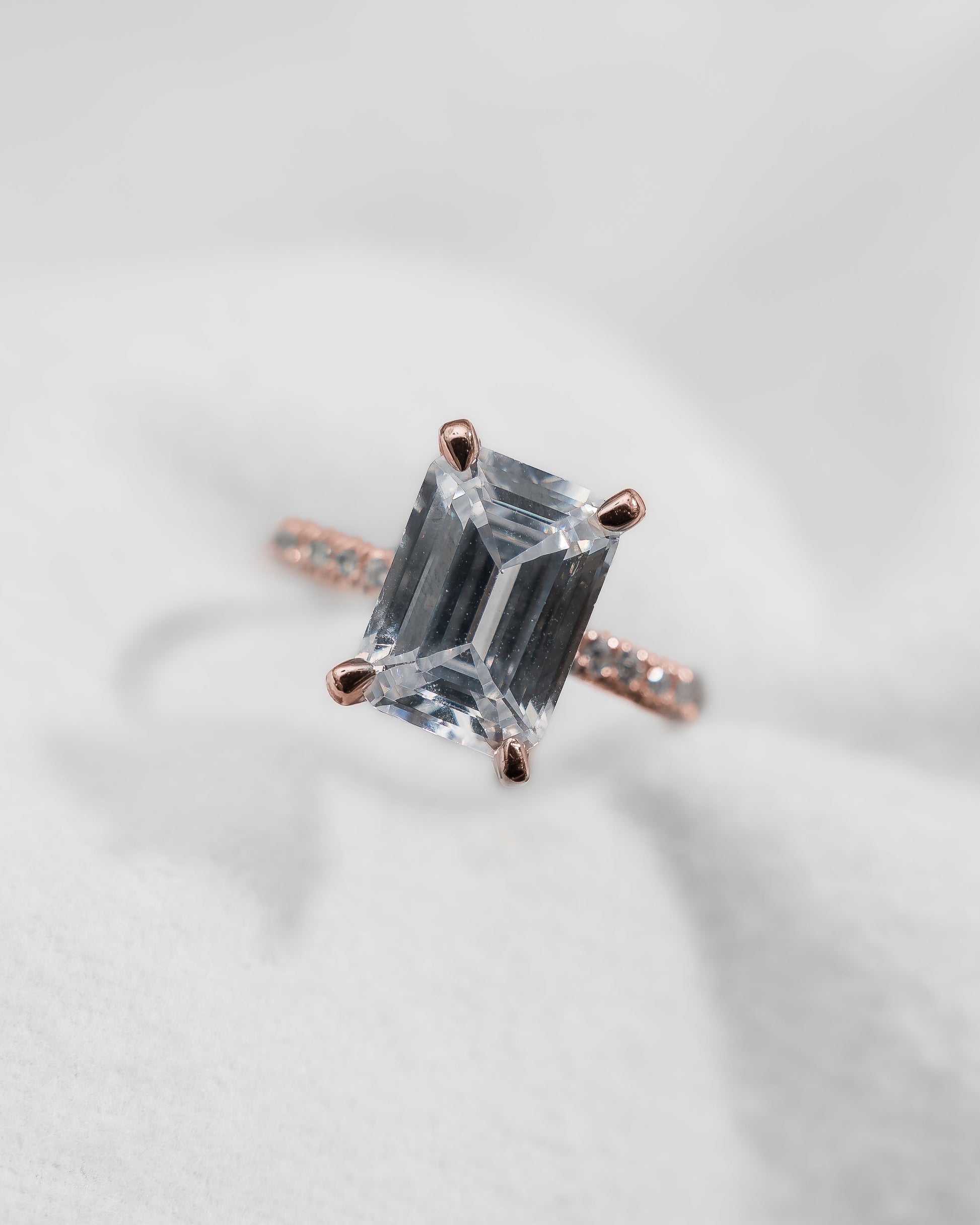 Emerald 18K Rose Gold Lab Grown Diamond Set Shoulders (Hidden Halo) - Lester & Brown
