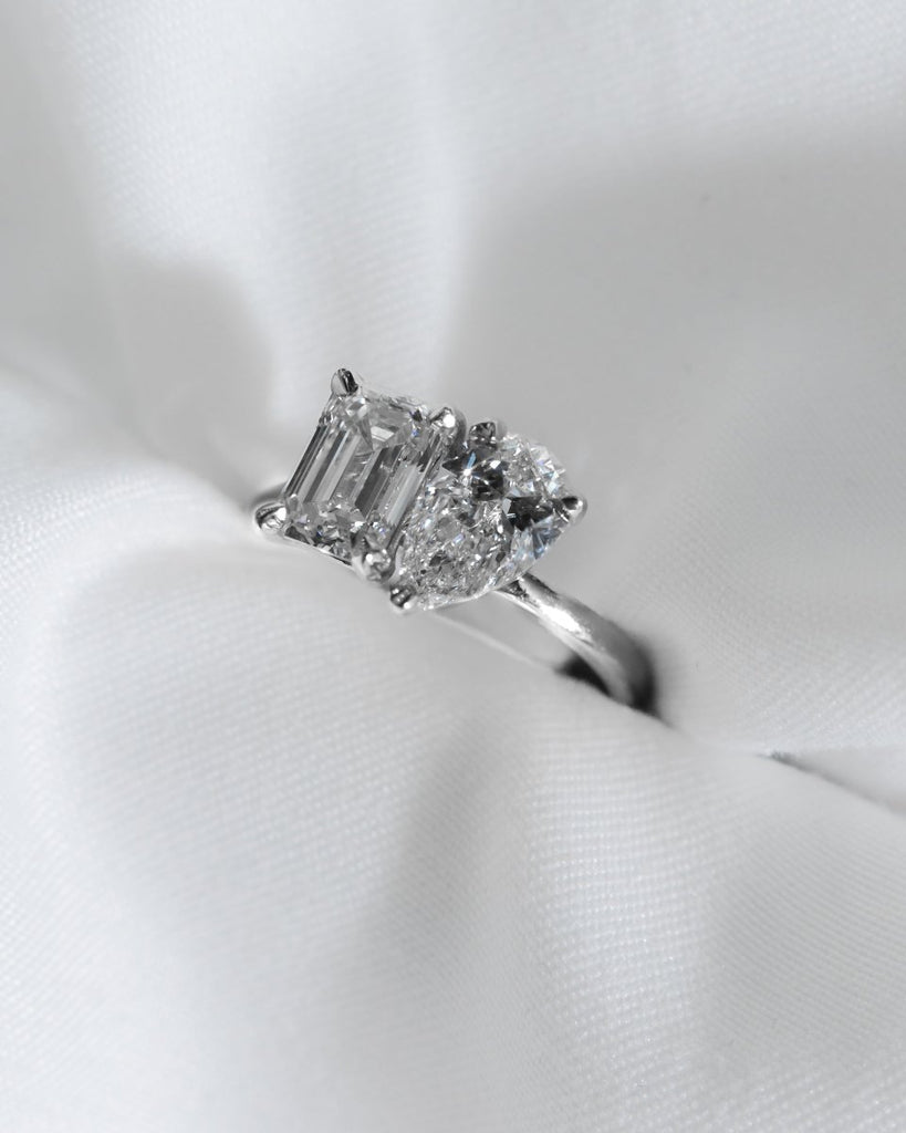 Emerald & Pear Platinum Lab Grown Diamond Pair Engagement Ring - Lester & Brown