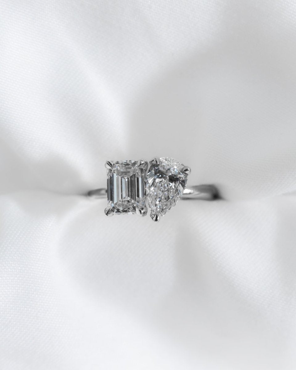 Emerald & Pear Platinum Lab Grown Diamond Pair Engagement Ring - Lester & Brown