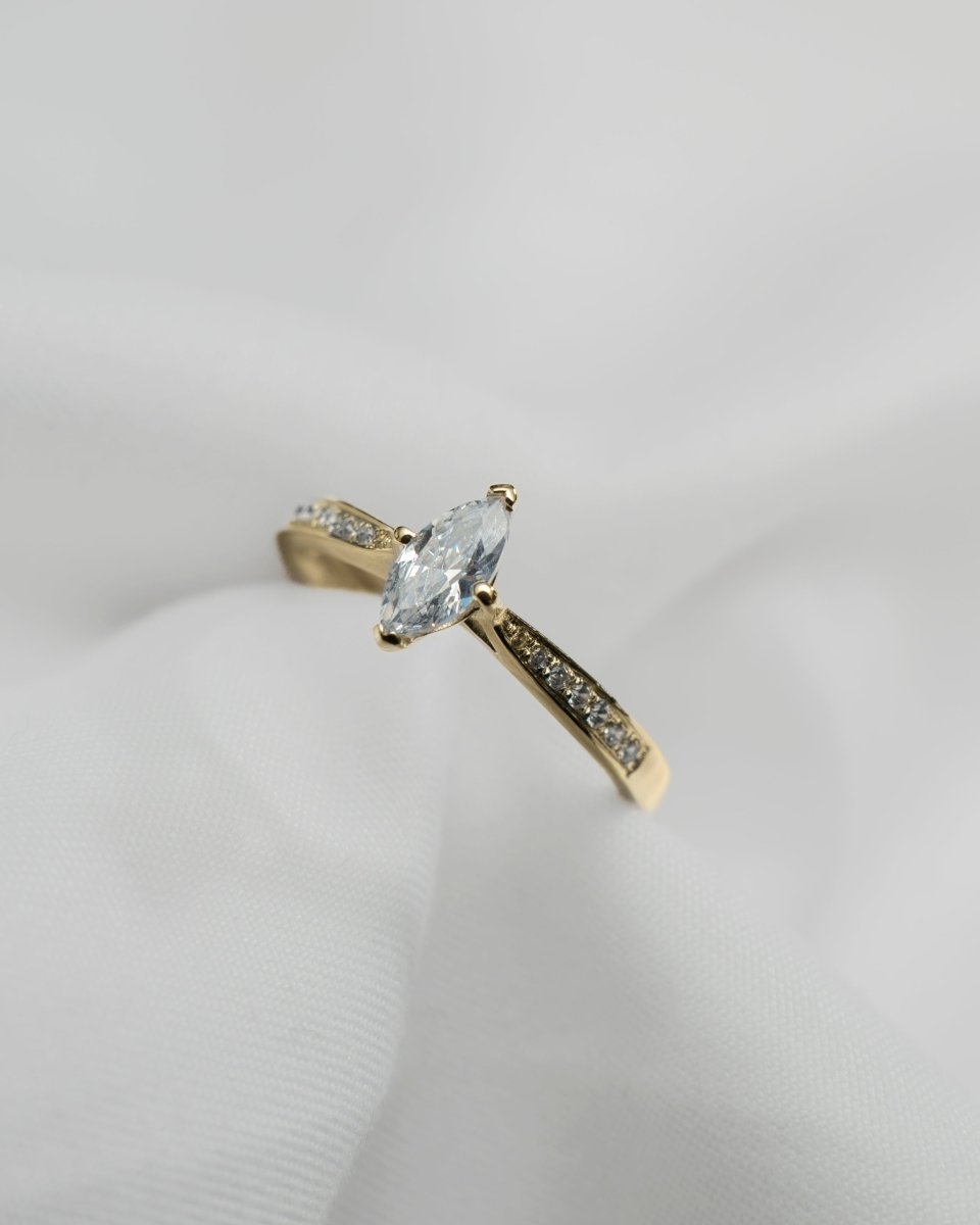 Marquise 18k Yellow Gold Lab Grown Diamond Set Shoulders Engagement Ring - Lester & Brown
