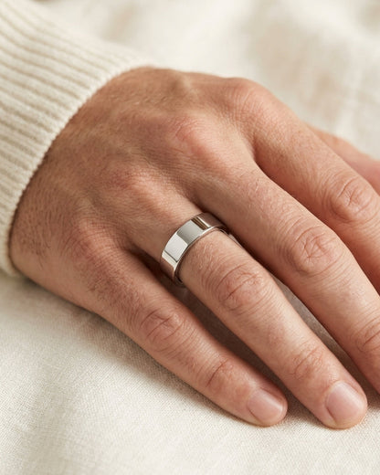 Wedding Ring Band — Luxury Bridal Jewelry Close-up | Generated by Modelize