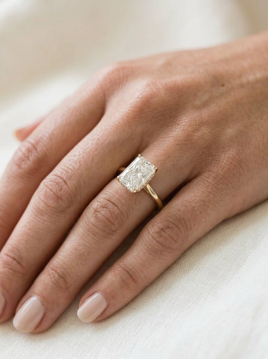 Engagement Ring — Luxury Bridal Jewelry Close-up | Generated by Modelize