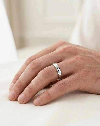 Wedding Ring Band — Luxury Bridal Jewelry Close-up | Generated by Modelize