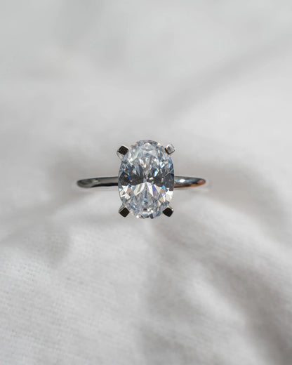 Oval Lab Grown Diamond Low Set | 18K White Gold - Lester & Brown