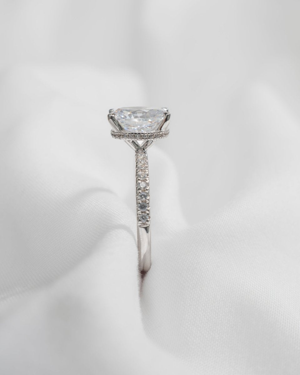 Oval Platinum Lab Grown Diamond Set Shoulders (Hidden Halo) - Lester & Brown
