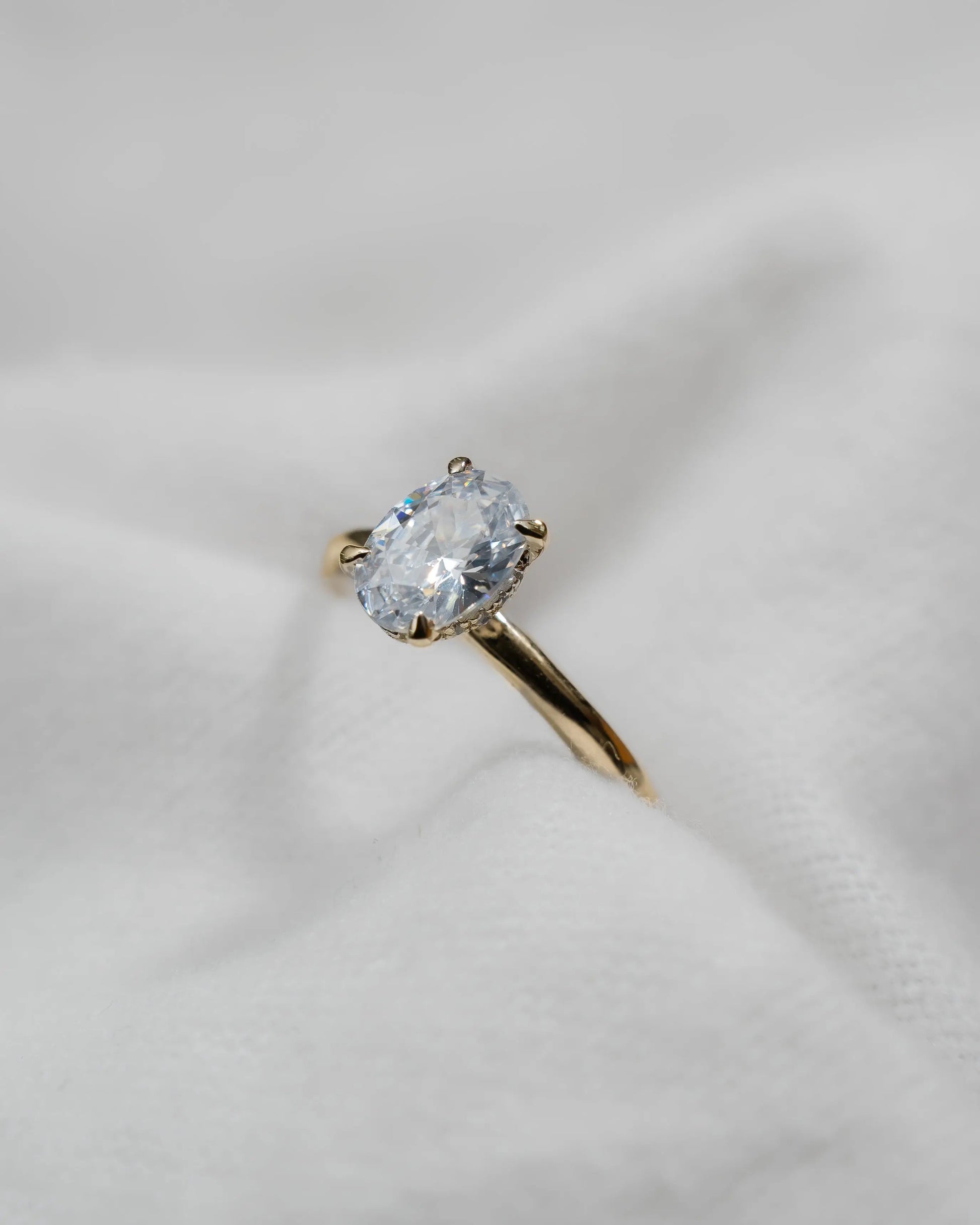 Oval Yellow Gold Lab Grown Diamond (Hidden Halo) - Lester & Brown