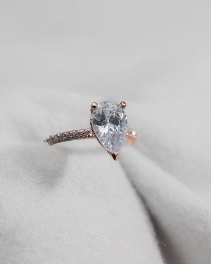 Pear 18K Rose Gold Lab Grown Diamond Set Shoulders (Hidden Halo) - Lester & Brown