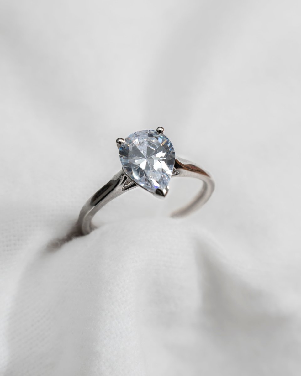 Platinum Pear Lab Grown Diamond Solitaire Ring - Lester & Brown