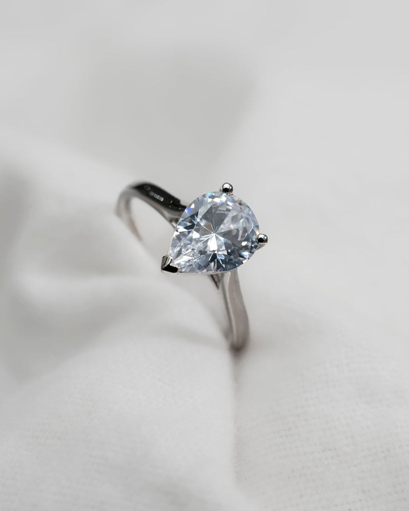 Platinum Pear Lab Grown Diamond Solitaire Ring - Lester & Brown