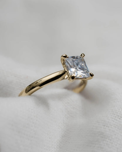 Princess Yellow Gold Lab Grown Diamond Solitaire - Lester & Brown
