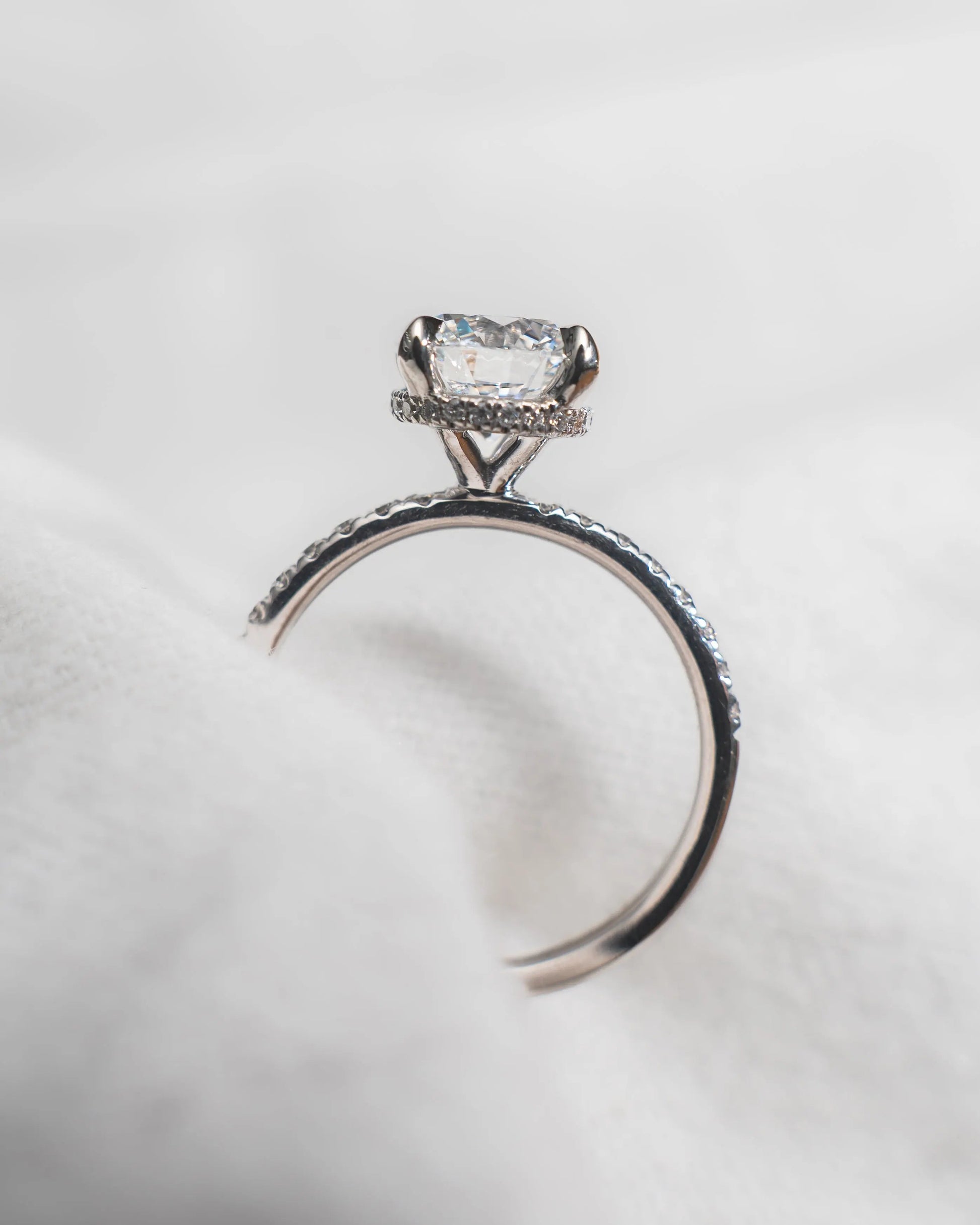 Round 18K White Gold Lab Grown Diamond Set Shoulders (Hidden Halo) - Lester & Brown
