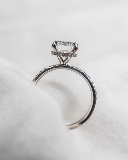 Round 18K White Gold Lab Grown Diamond Set Shoulders (Hidden Halo) - Lester & Brown