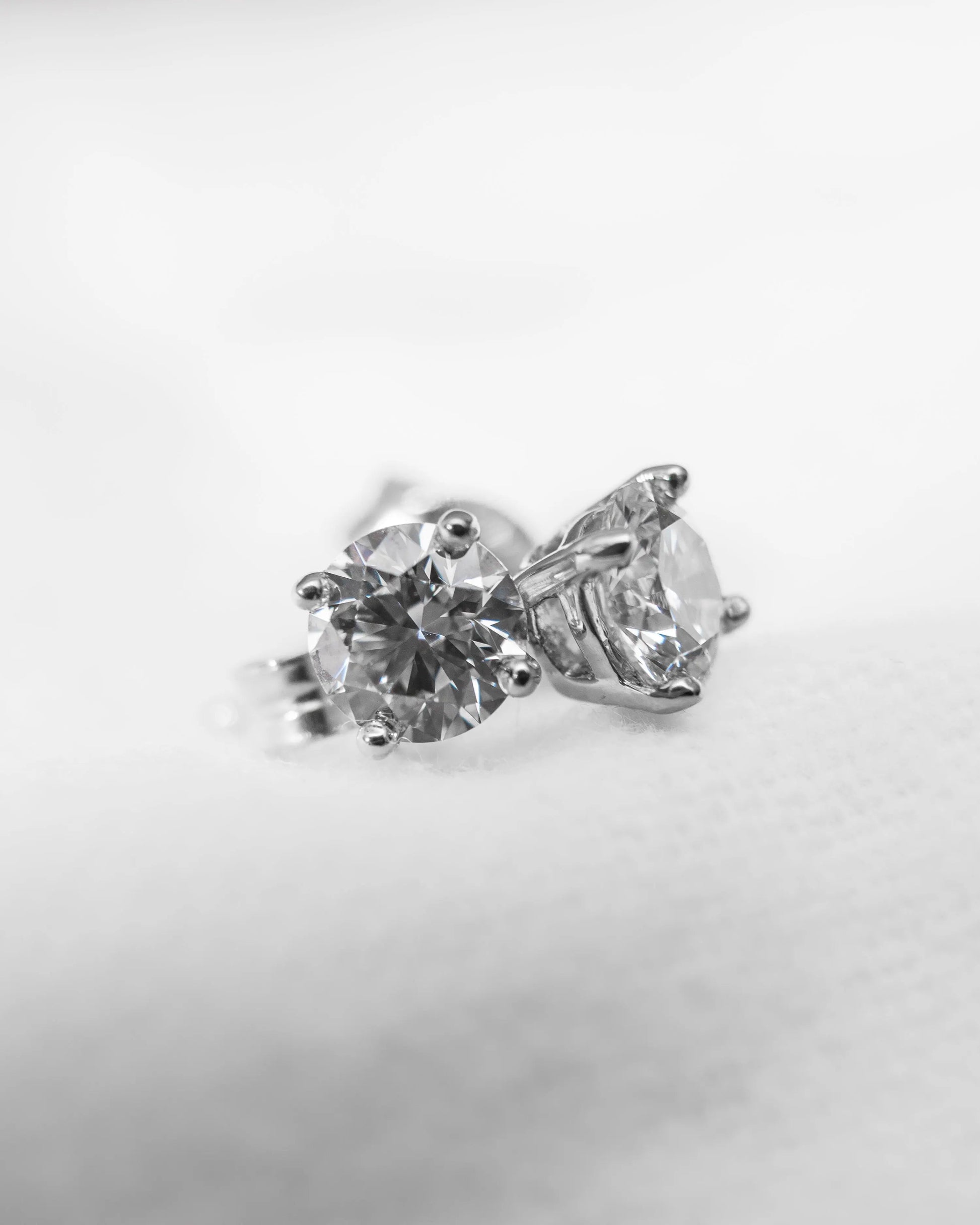Round Lab Grown Diamond Stud Earrings | 18K White Gold - Lester & Brown