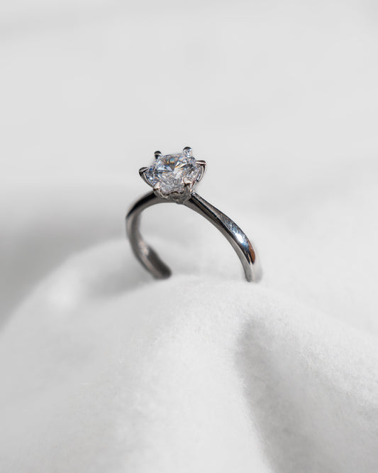 Round Platinum Lab Grown Diamond Solitaire - Lester & Brown